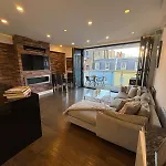 Estatesmen Selfridges Oxford Street Apartment